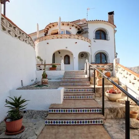 A Orba Pour 6 Personnes Avec Piscine Privee Et Belles Vues Et Montagne - Hisp-10-8 Villa